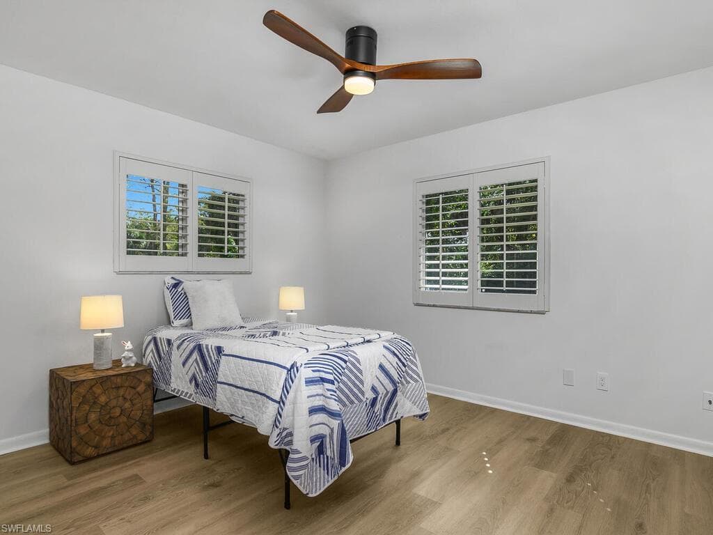 5311 Hickory Wood Dr, Naples, FL 34119-21