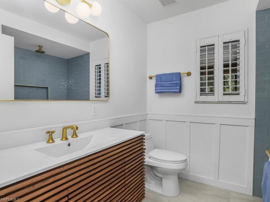 5311 Hickory Wood Dr, Naples, FL 34119-23