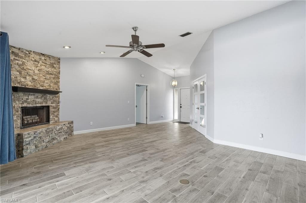 6735 Plantation Manor Loop, Fort Myers, FL 33966-21