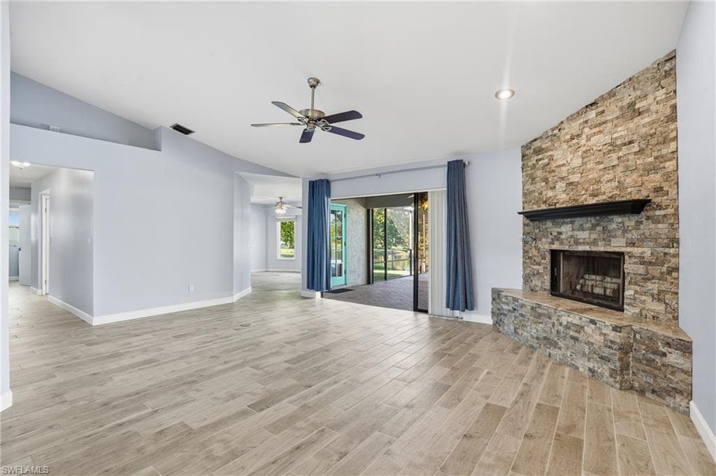 6735 Plantation Manor Loop, Fort Myers, FL 33966-22