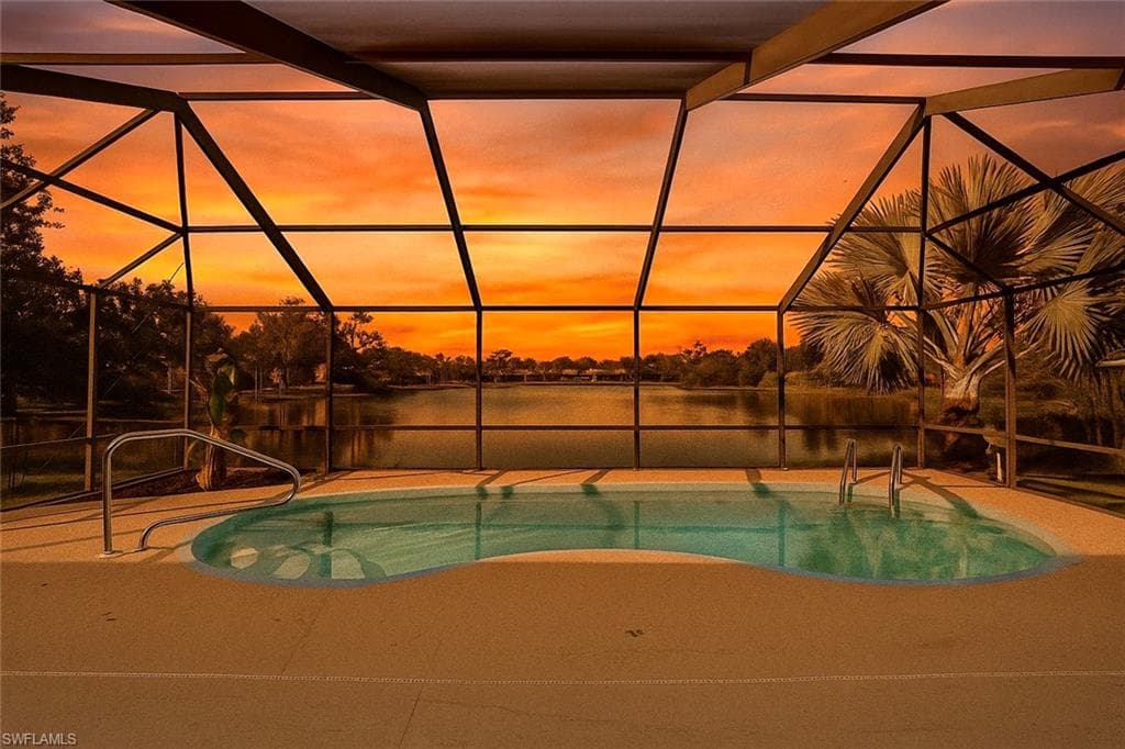 6735 Plantation Manor Loop, Fort Myers, FL 33966-2