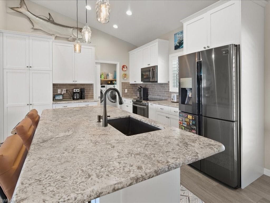 24536 Dolphin St, Bonita Springs, FL 34134-21