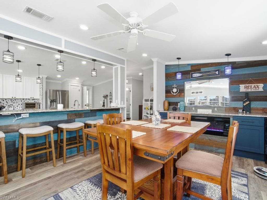 17550 Canal Cove Ct, Fort Myers Beach, FL 33931-8