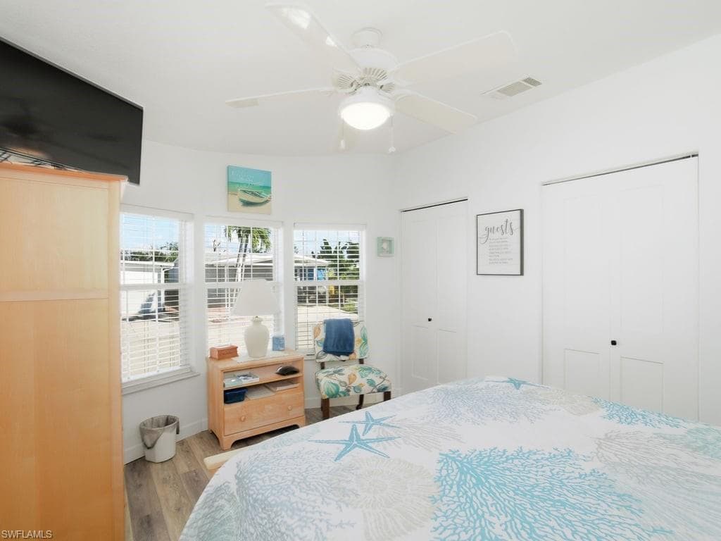 17550 Canal Cove Ct, Fort Myers Beach, FL 33931-26