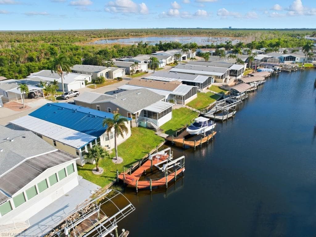 17550 Canal Cove Ct, Fort Myers Beach, FL 33931-34