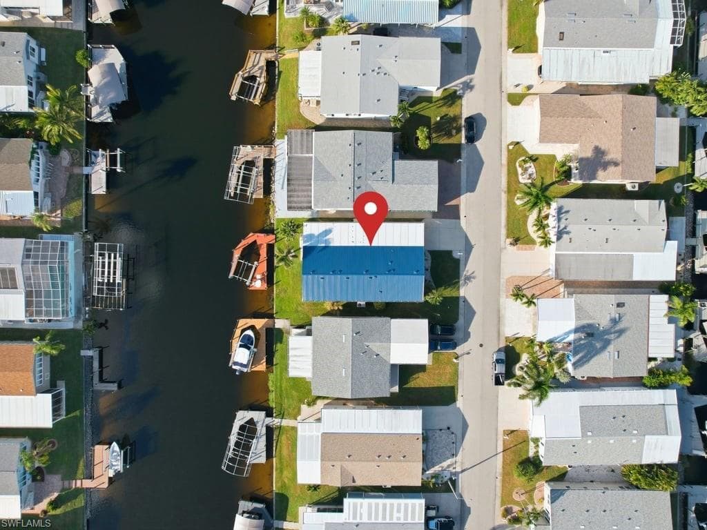 17550 Canal Cove Ct, Fort Myers Beach, FL 33931-37