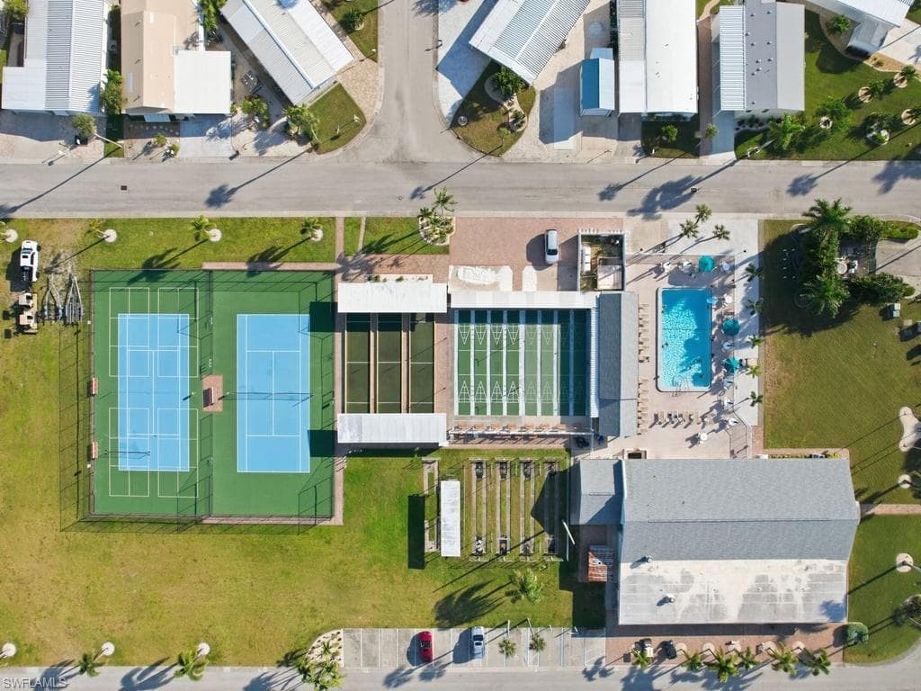 17550 Canal Cove Ct, Fort Myers Beach, FL 33931-42