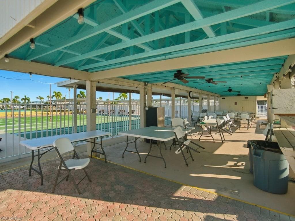 17550 Canal Cove Ct, Fort Myers Beach, FL 33931-47