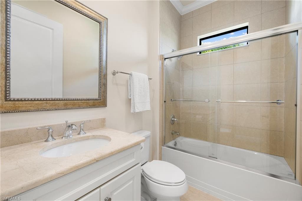 10137 Florence Cir, Naples, FL 34119-23