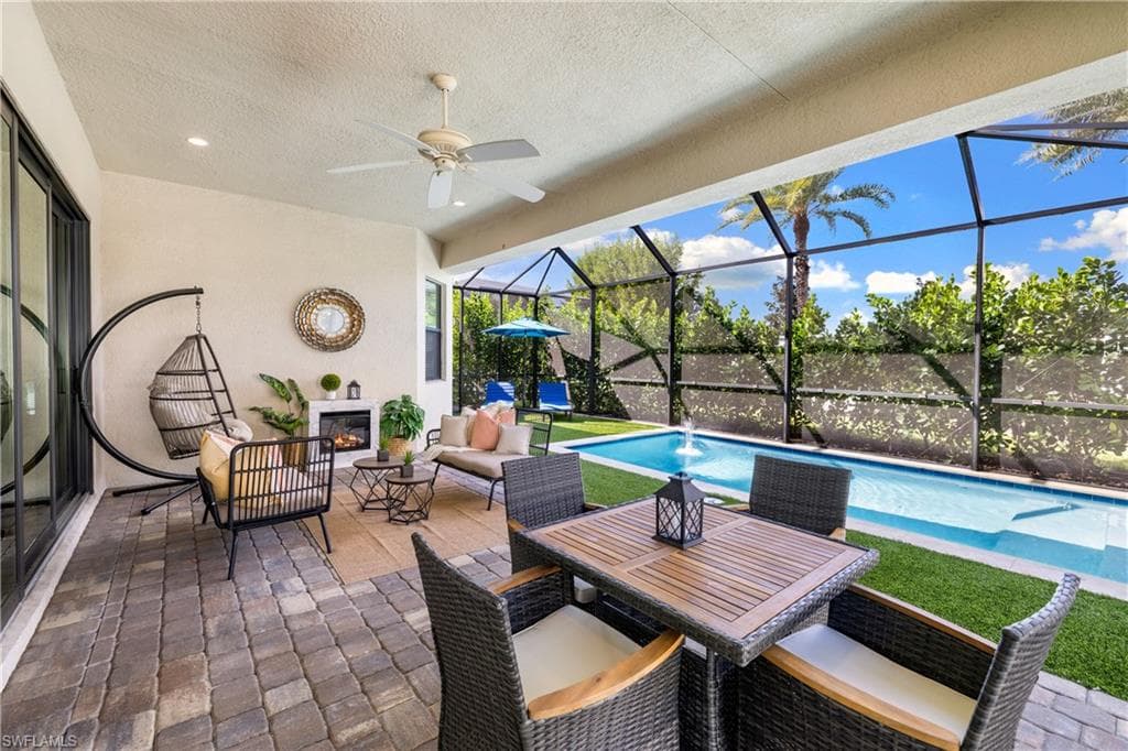 10137 Florence Cir, Naples, FL 34119-30