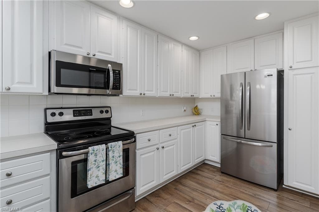 28700 Alessandria Cir, Bonita Springs, FL 34135-16