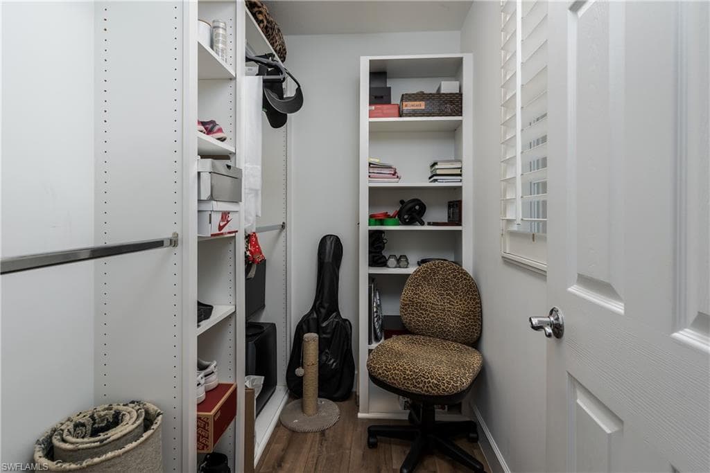 28700 Alessandria Cir, Bonita Springs, FL 34135-32