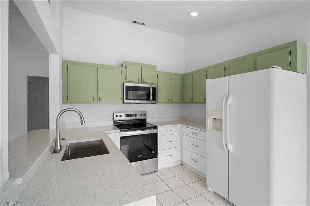 9283 San Carlos Blvd, Fort Myers, FL 33967-11