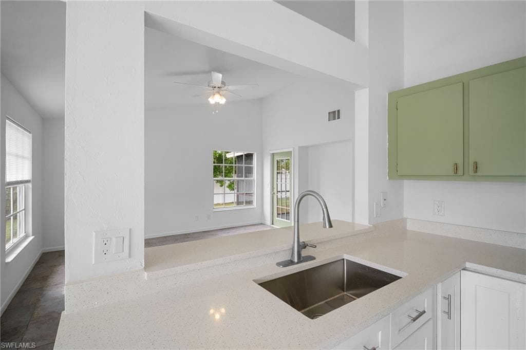 9283 San Carlos Blvd, Fort Myers, FL 33967-14