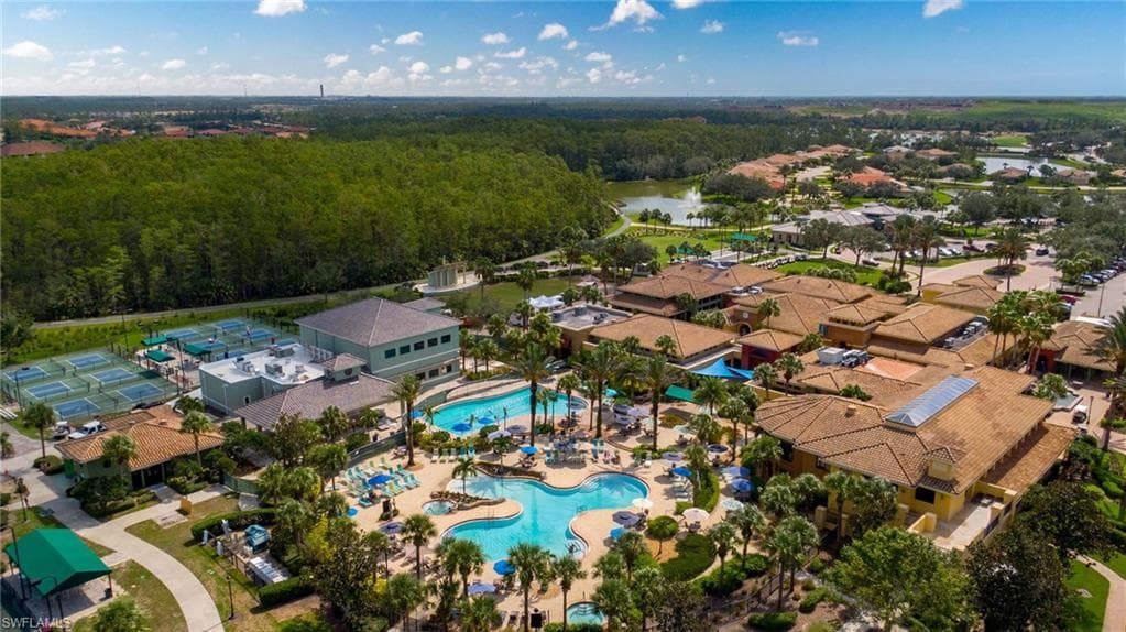 10335 Materita Dr, Fort Myers, FL 33913-37