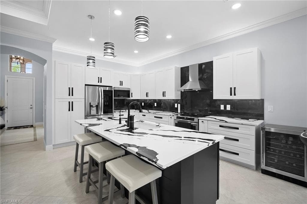 10335 Materita Dr, Fort Myers, FL 33913-2