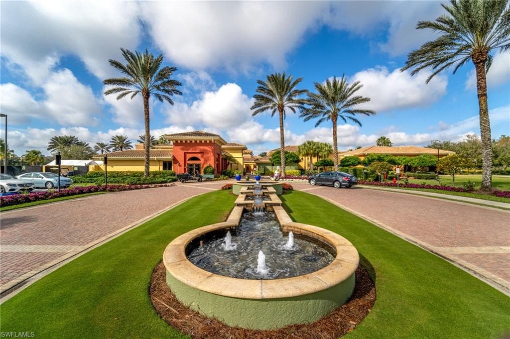 10335 Materita Dr, Fort Myers, FL 33913-39