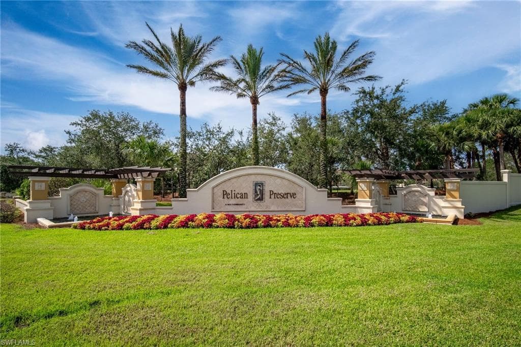 10335 Materita Dr, Fort Myers, FL 33913-5