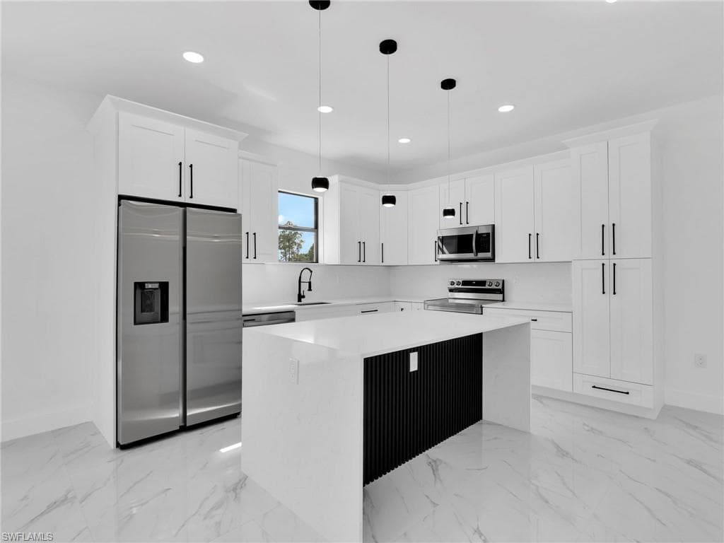 3419 8th St SW, Lehigh Acres, FL 33976-13