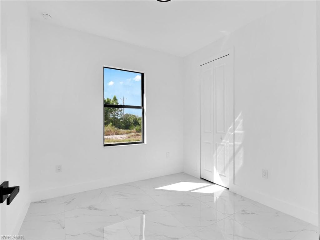 3419 8th St SW, Lehigh Acres, FL 33976-17