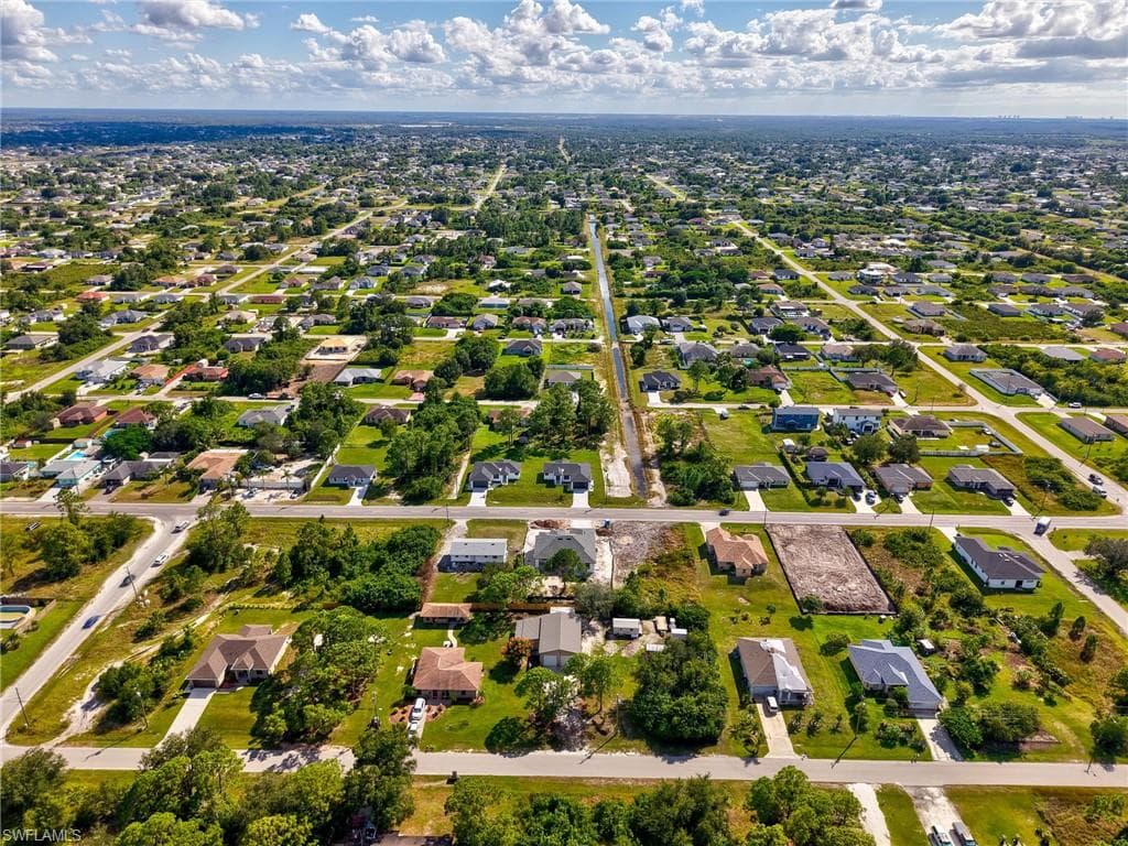 3419 8th St SW, Lehigh Acres, FL 33976-35