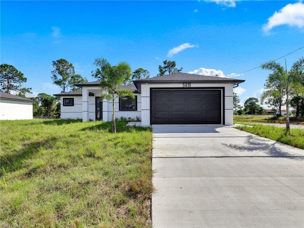 3419 8th St SW, Lehigh Acres, FL 33976-2