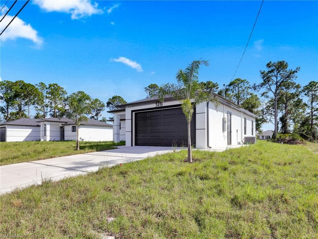 3419 8th St SW, Lehigh Acres, FL 33976-4