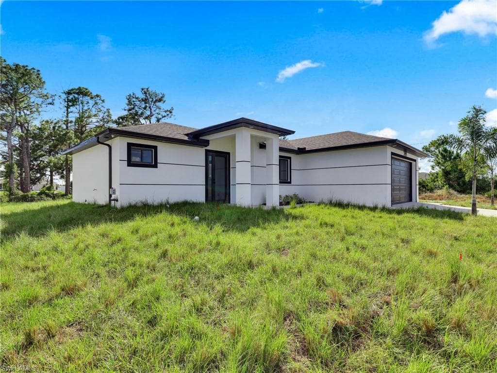 3419 8th St SW, Lehigh Acres, FL 33976-5