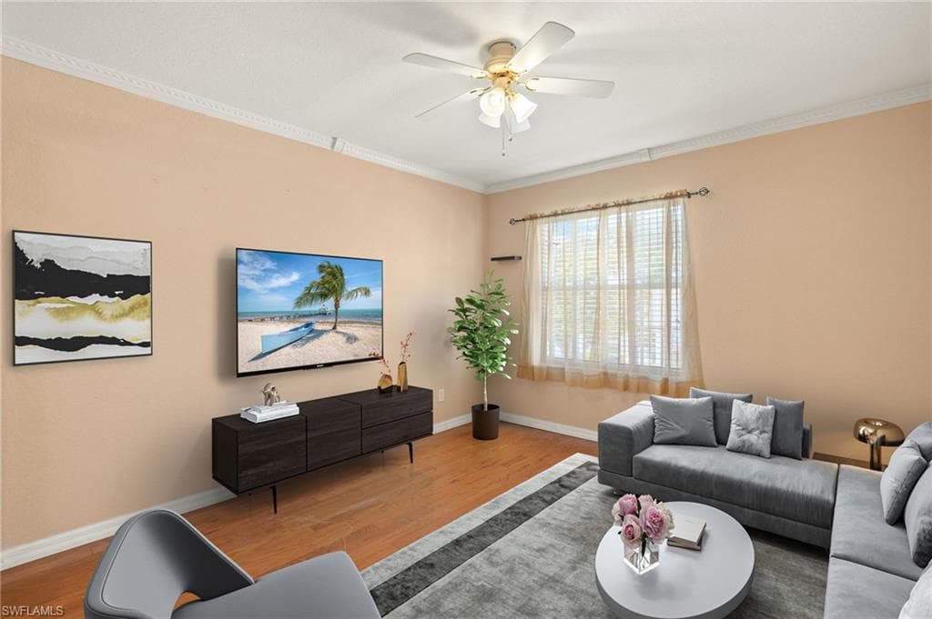 1010 Partridge Cir 202, Naples, FL 34104-12