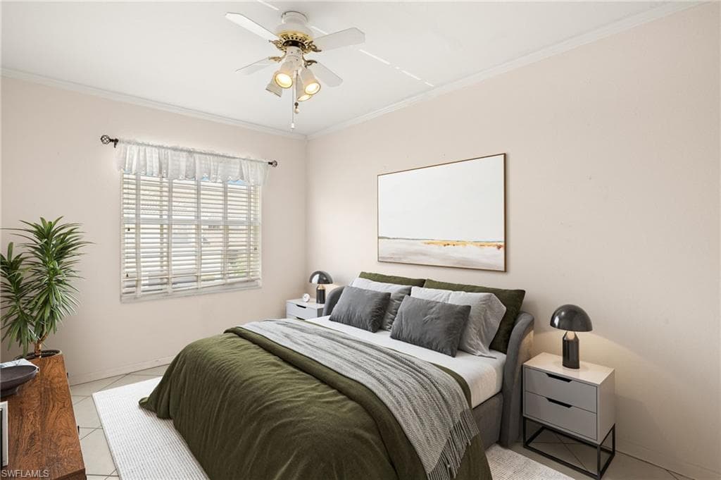 1010 Partridge Cir 202, Naples, FL 34104-14