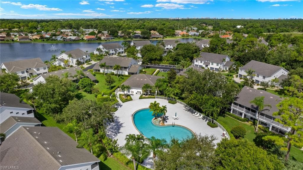 1010 Partridge Cir 202, Naples, FL 34104-24