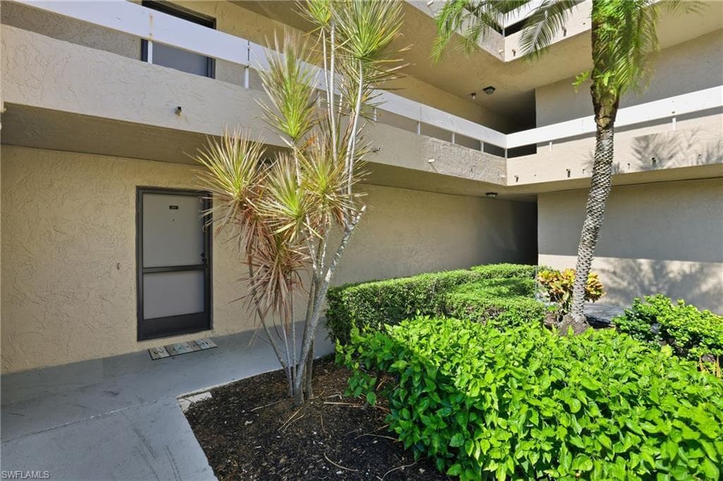 3645 Boca Ciega Dr 104, Naples, FL 34112-9