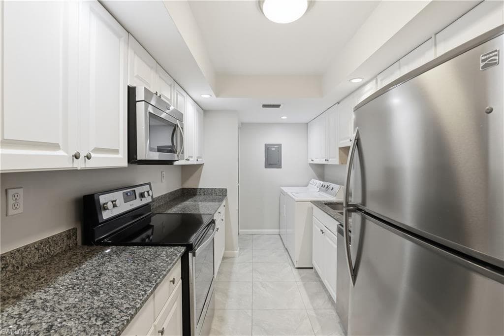 3645 Boca Ciega Dr 104, Naples, FL 34112-21