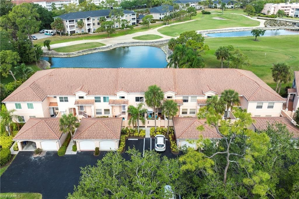 940 Woodshire Ln M10, Naples, FL 34105-27