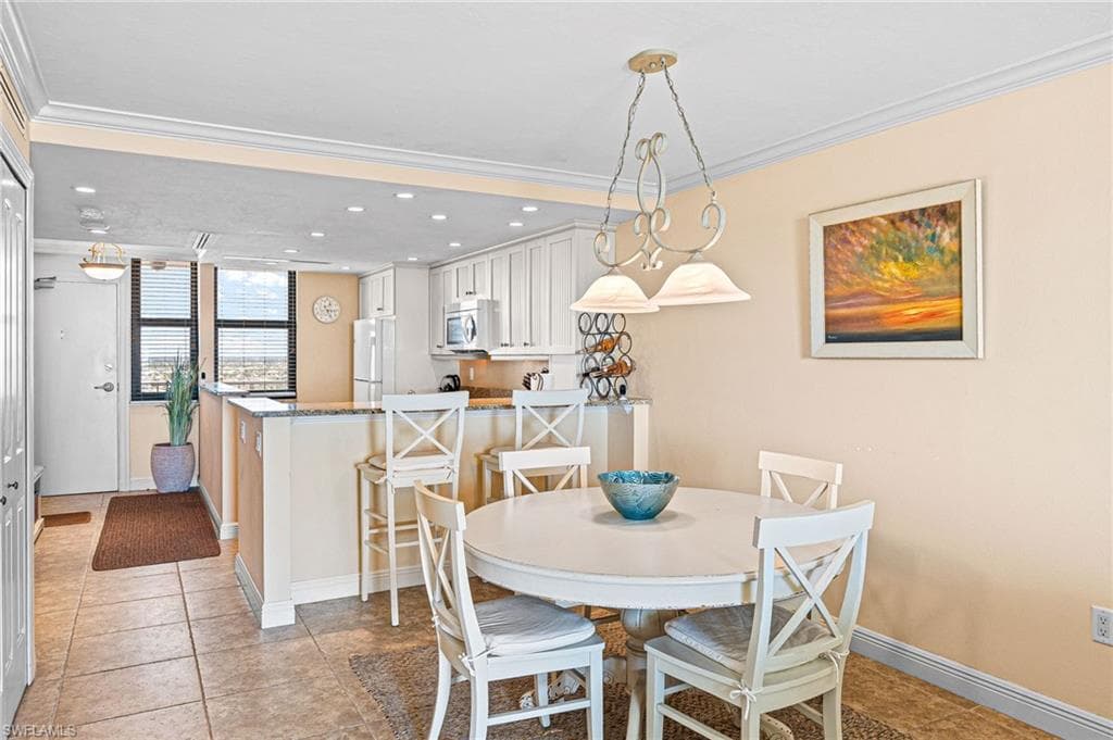 260 Seaview Ct 1701, Marco Island, FL 34145-10