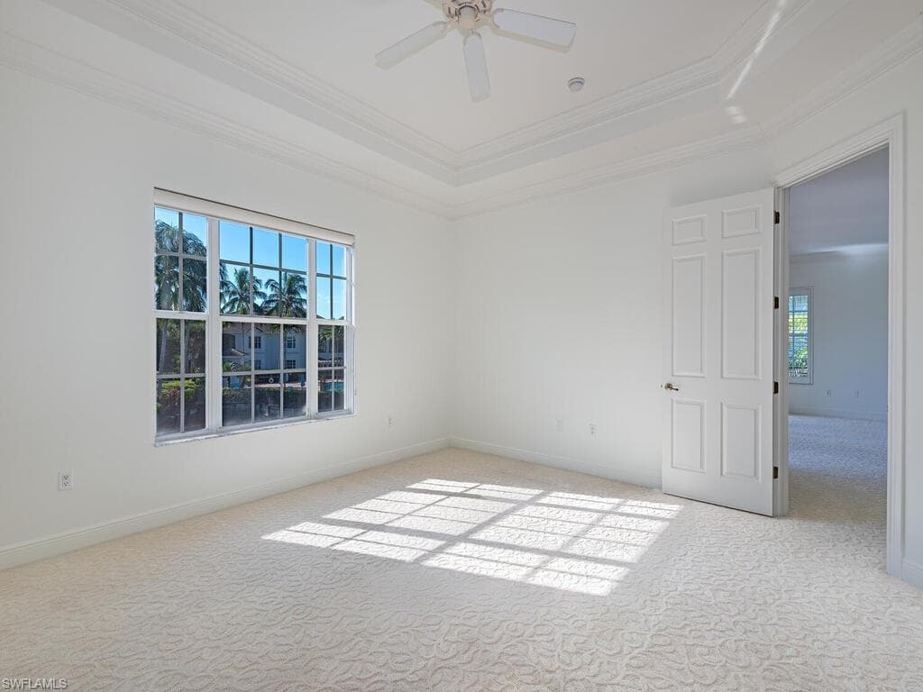 5030 Blauvelt Way 202, Naples, FL 34105-15