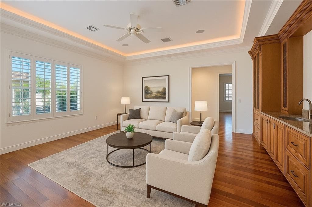 5030 Blauvelt Way 202, Naples, FL 34105-7