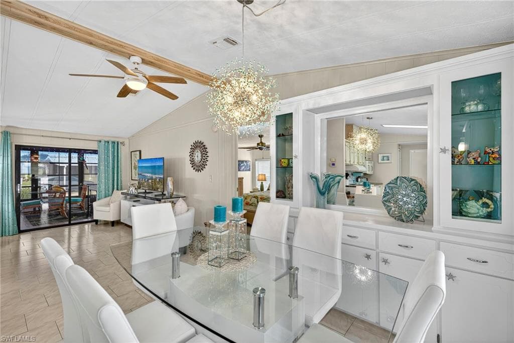 4 Oceans Blvd 4, Naples, FL 34104-10