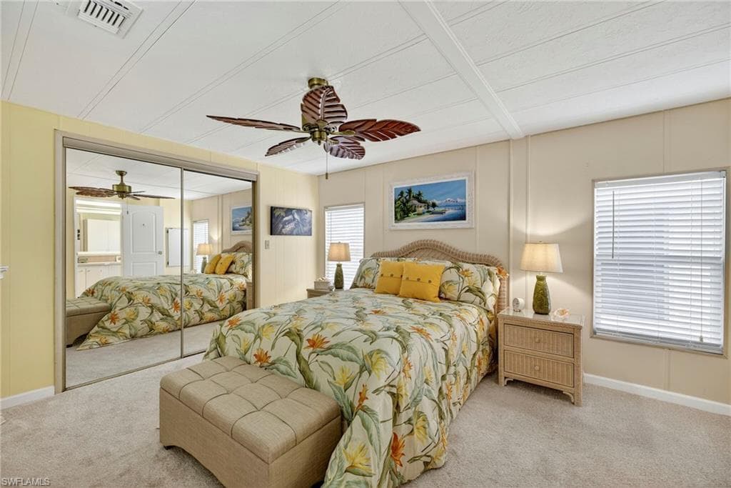 4 Oceans Blvd 4, Naples, FL 34104-15