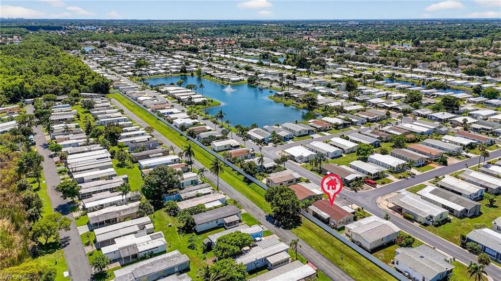 4 Oceans Blvd 4, Naples, FL 34104-34