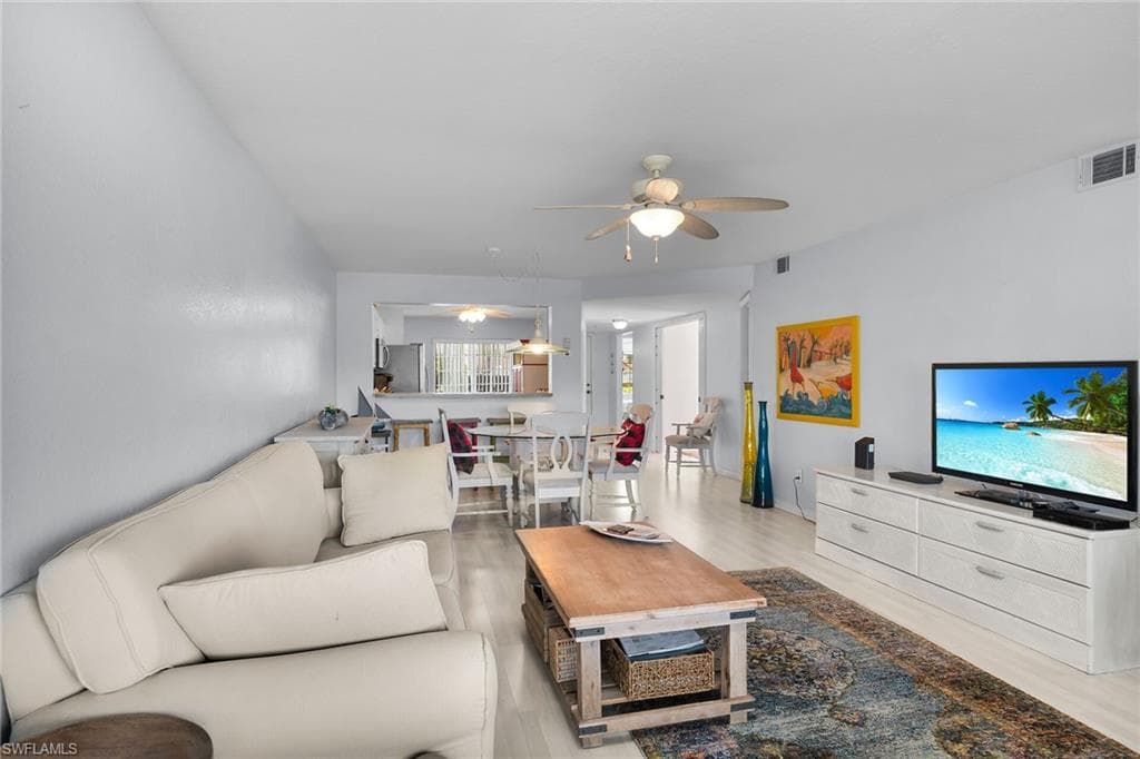 409 Gabriel Cir 2207, Naples, FL 34104-12