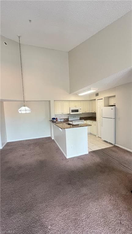 1260 Wildwood Lakes Blvd 305, Naples, FL 34104-2