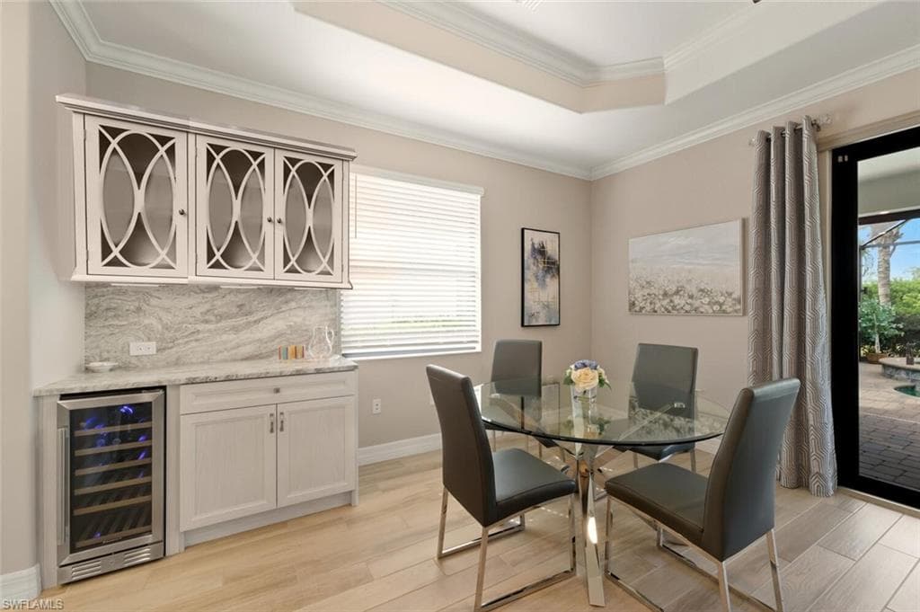 1823 Mustique St, Naples, FL 34120-13