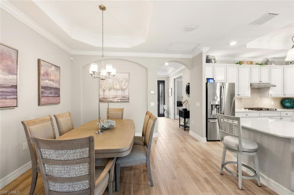 1823 Mustique St, Naples, FL 34120-16