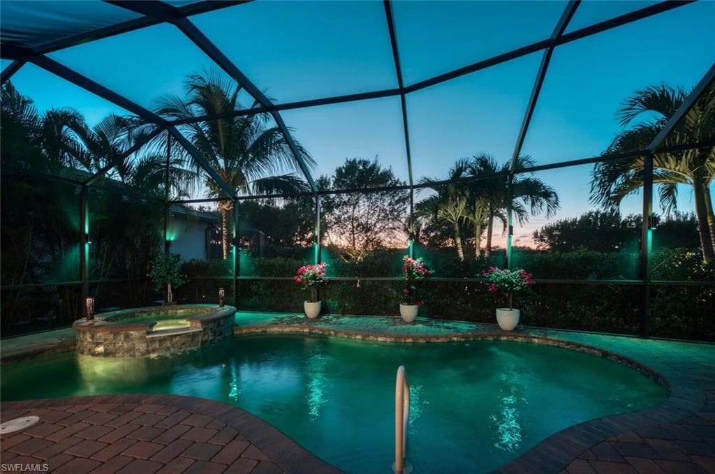 1823 Mustique St, Naples, FL 34120-40