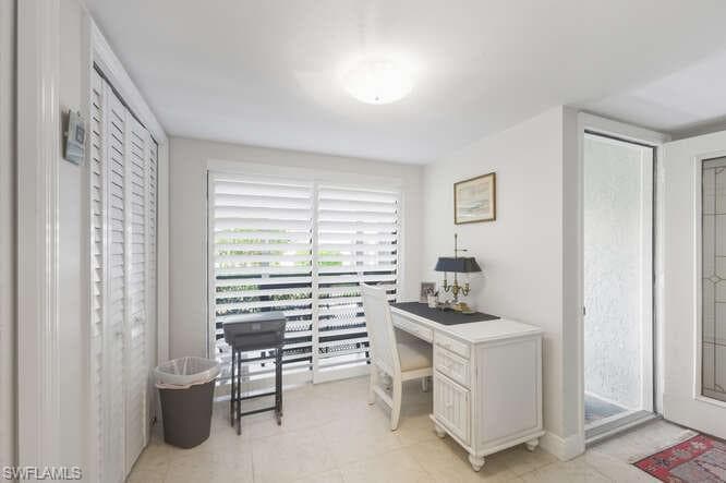 492 Veranda Way E103, Naples, FL 34104-17