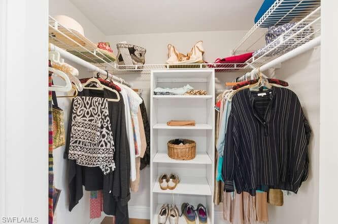 492 Veranda Way E103, Naples, FL 34104-23