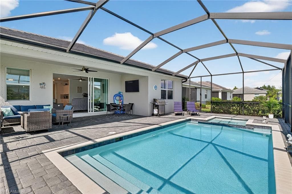 2130 Hamlin St, Naples, FL 34120-23