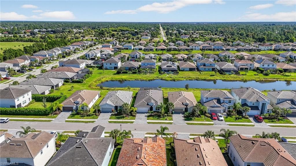 2130 Hamlin St, Naples, FL 34120-31