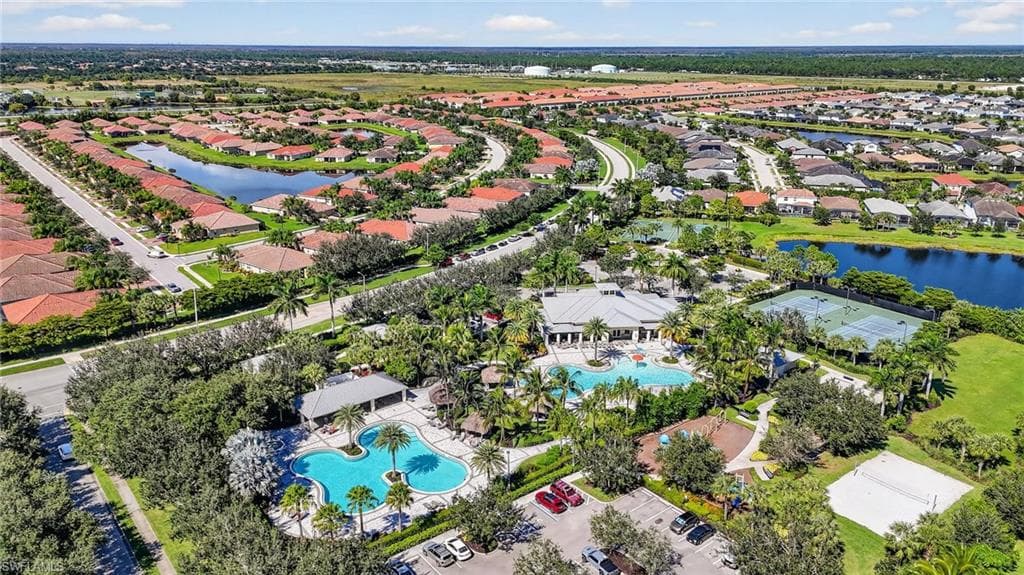 2130 Hamlin St, Naples, FL 34120-39